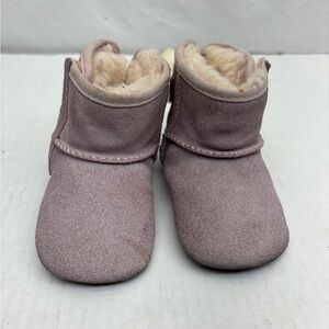 Ugg Plush Lined Baby Booties in Dusty Rose, SZ 2/3 baby, box 19